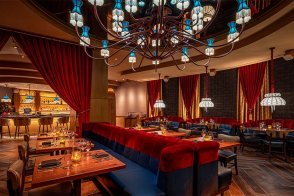Caesars Palace Banquettes