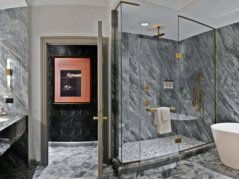 Venetian Grand King Suite Bathroom