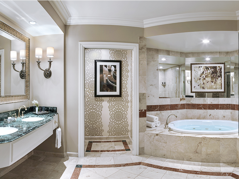 Venetian Grand King Suite Bathroom
