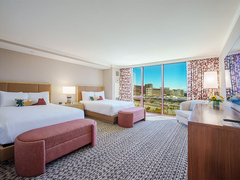 Ipanema Rio 2 Queen Bed Suite Beds