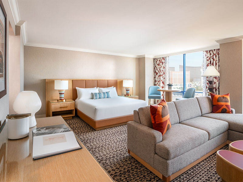 Ipanema Rio Remodeled King Suite Bedroom
